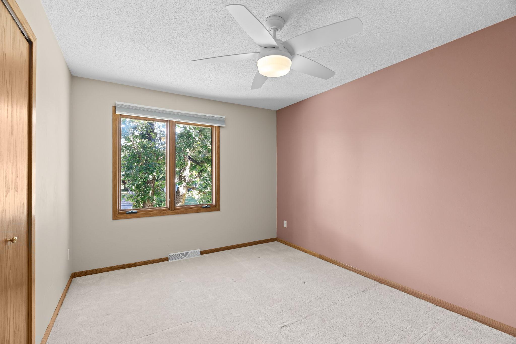 18208 Valley View Road Eden Prairie, MN 55346 - Photo 18 of 42 Gallery Image 18