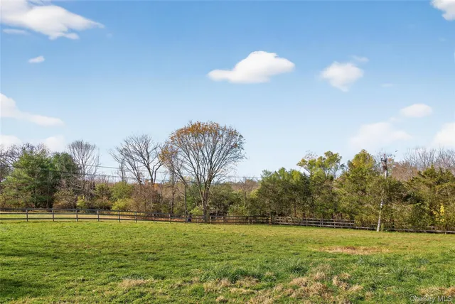 $965,000 | 99 Dusinberre Road, Gardiner, NY 12525