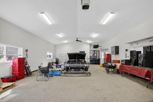 $965,000 | 99 Dusinberre Road, Gardiner, NY 12525