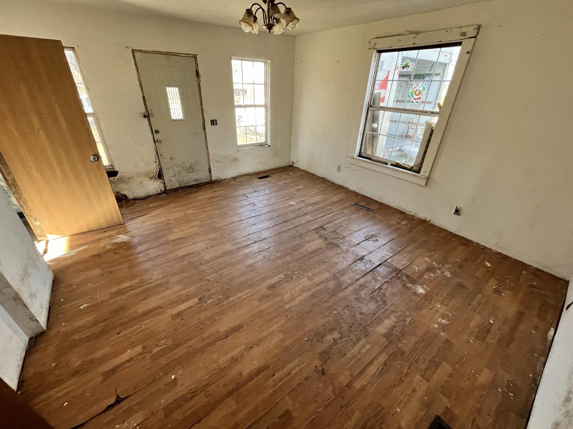 437 Creamery Road Union City, MI 49094 - Photo 2 of 10 IMG_2570