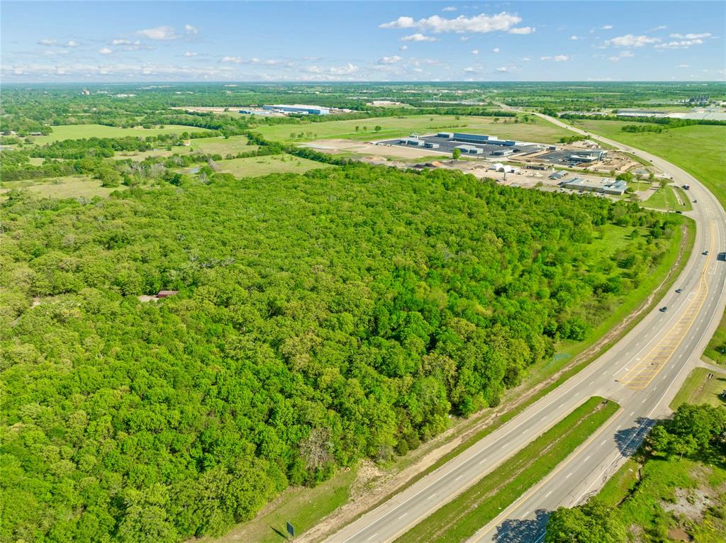 286 Southwest Loop 286 Paris, TX 75460 - Photo 5 of 17 a view of a city