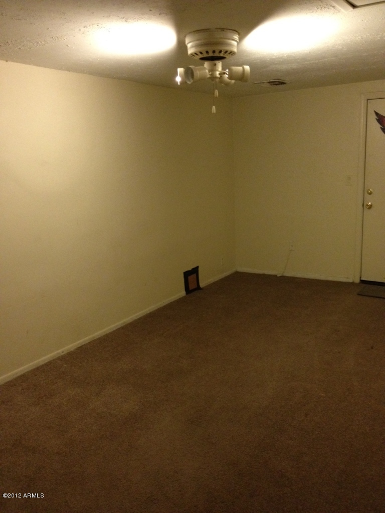 3027 North Randolph Road Phoenix, AZ 85014 - Photo 11 of 15 Bonus Room 2
