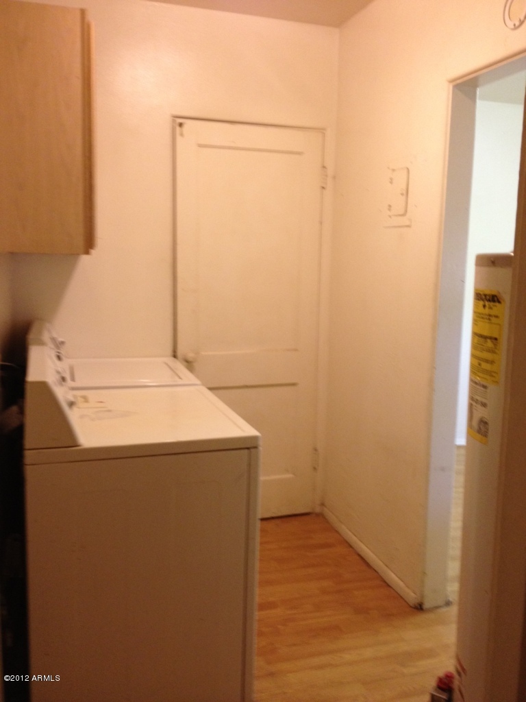 3027 North Randolph Road Phoenix, AZ 85014 - Photo 13 of 15 Laundry Room Storage Room