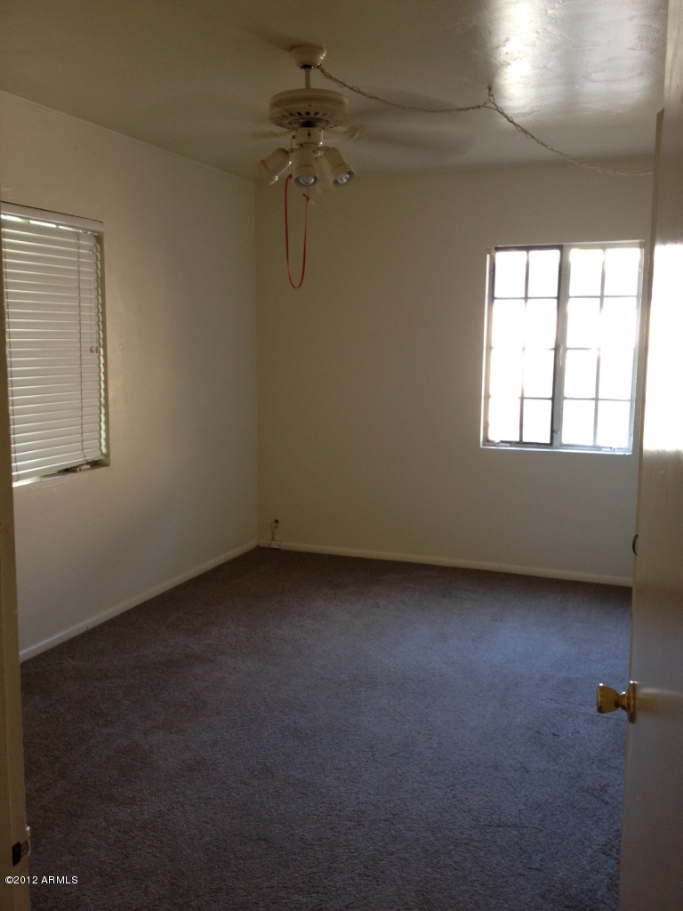 3027 North Randolph Road Phoenix, AZ 85014 - Photo 7 of 15 Bedroom 1