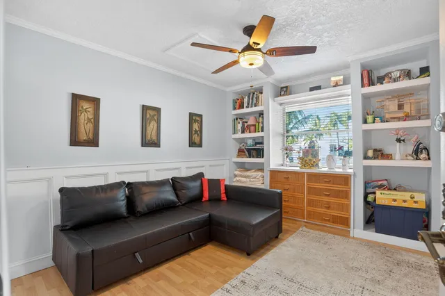 $627,000 | 1206 Mohican Boulevard, Jupiter, FL 33458