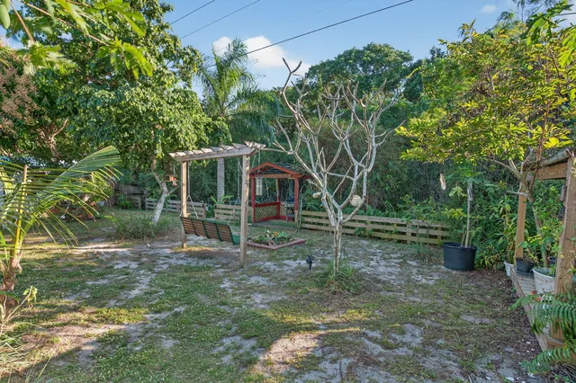 $627,000 | 1206 Mohican Boulevard, Jupiter, FL 33458