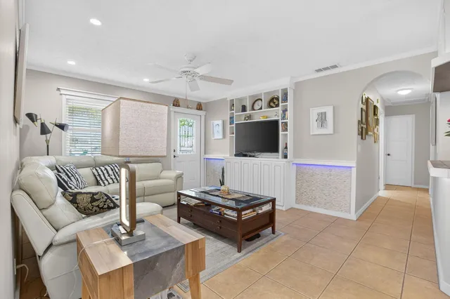 $627,000 | 1206 Mohican Boulevard, Jupiter, FL 33458