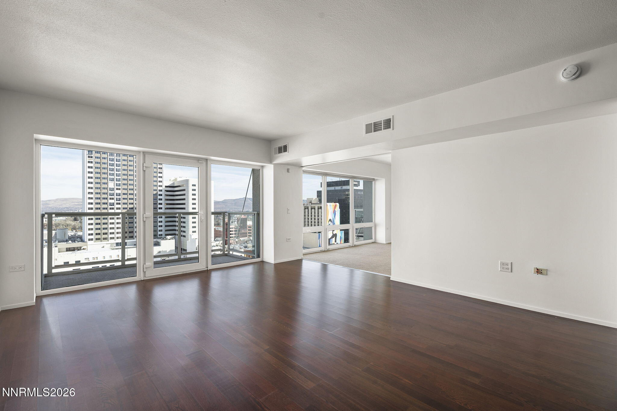 255 North Sierra Street Reno, NV 89501 - Photo 8 of 32 8-web-or-mls-_DSC6261