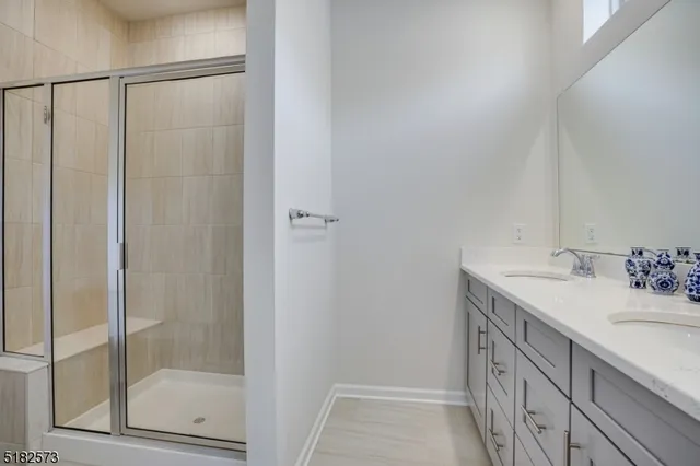 $5,000 | 24 Braeburn Court, Livingston, NJ 07039