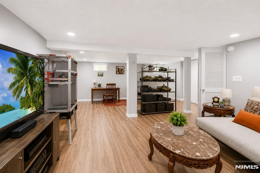 310 Ruckman Road Closter, NJ 07624 - Photo 20 of 30
