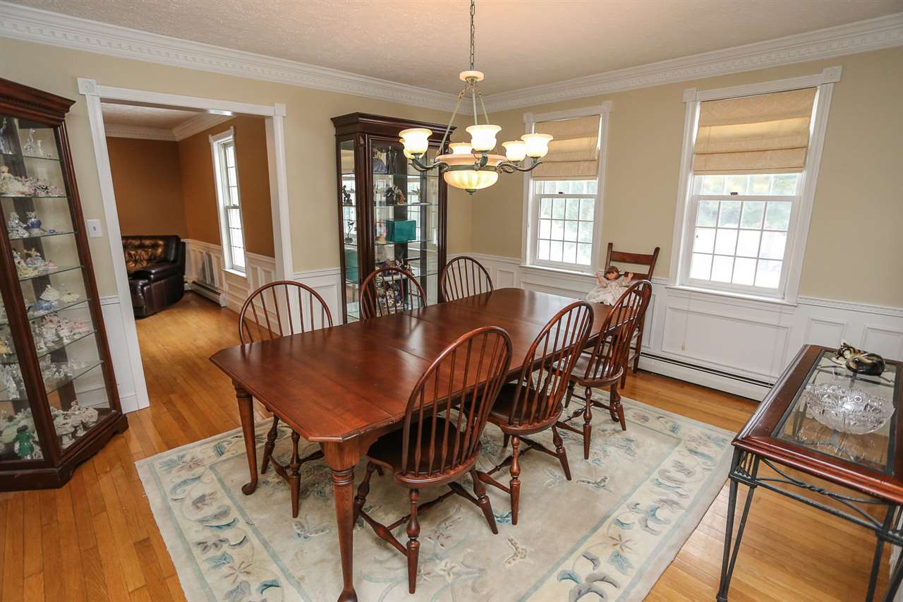 353 Old Coach Road New Boston, NH 03070 - Photo 5 of 21