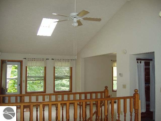 402 North Zimmerman Road Beulah, MI 49617 - Photo 6 of 9 1685102-5.JPG