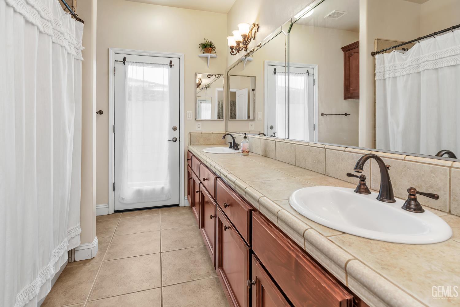 Undisclosed Address Bakersfield, CA 93312 - Photo 24 of 47