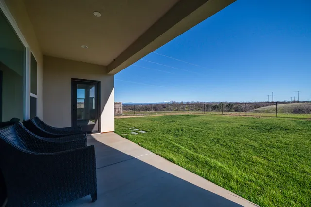 $574,900 | 4635 Pleasant Hills Drive, Anderson, CA 96007