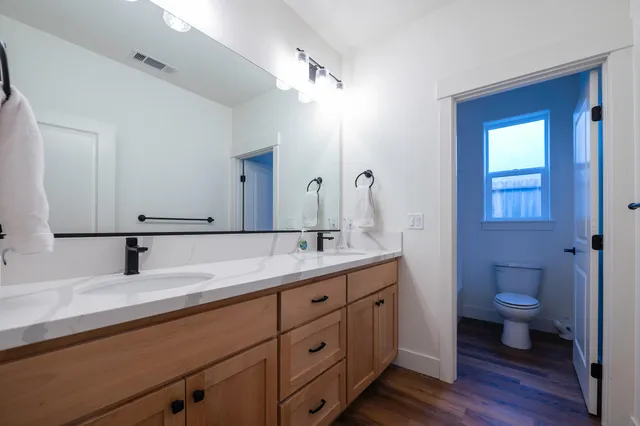 $574,900 | 4635 Pleasant Hills Drive, Anderson, CA 96007