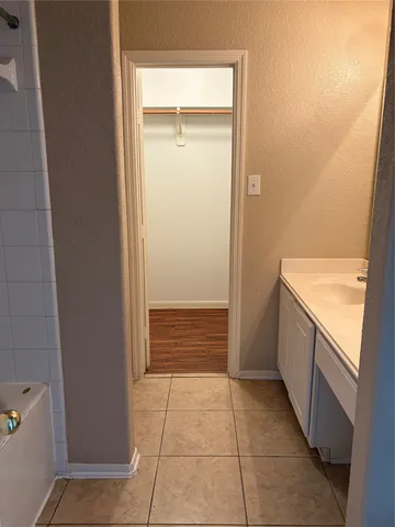 $2,050 | 13230 Montclair Point Court, Houston, TX 77047