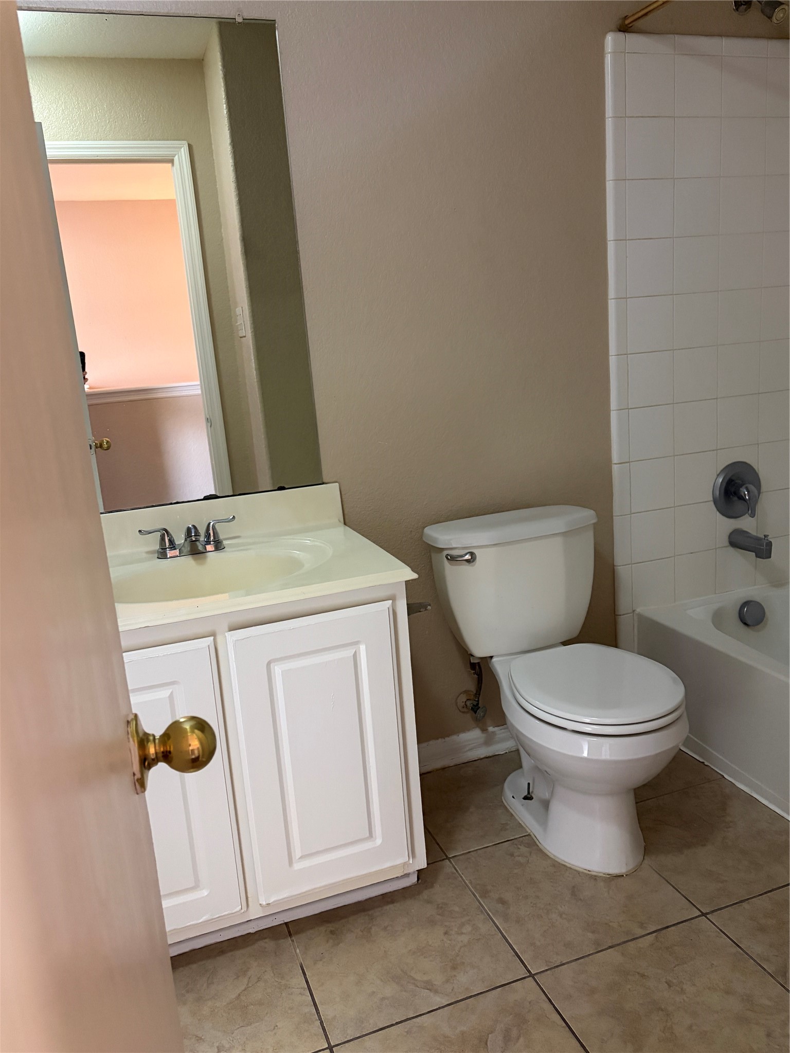 13230 Montclair Point Court Houston, TX 77047 - Photo 13 of 16 a bathroom with a toilet sink and mirror