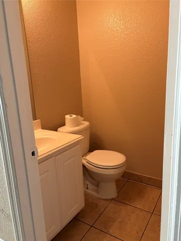 $2,050 | 13230 Montclair Point Court, Houston, TX 77047