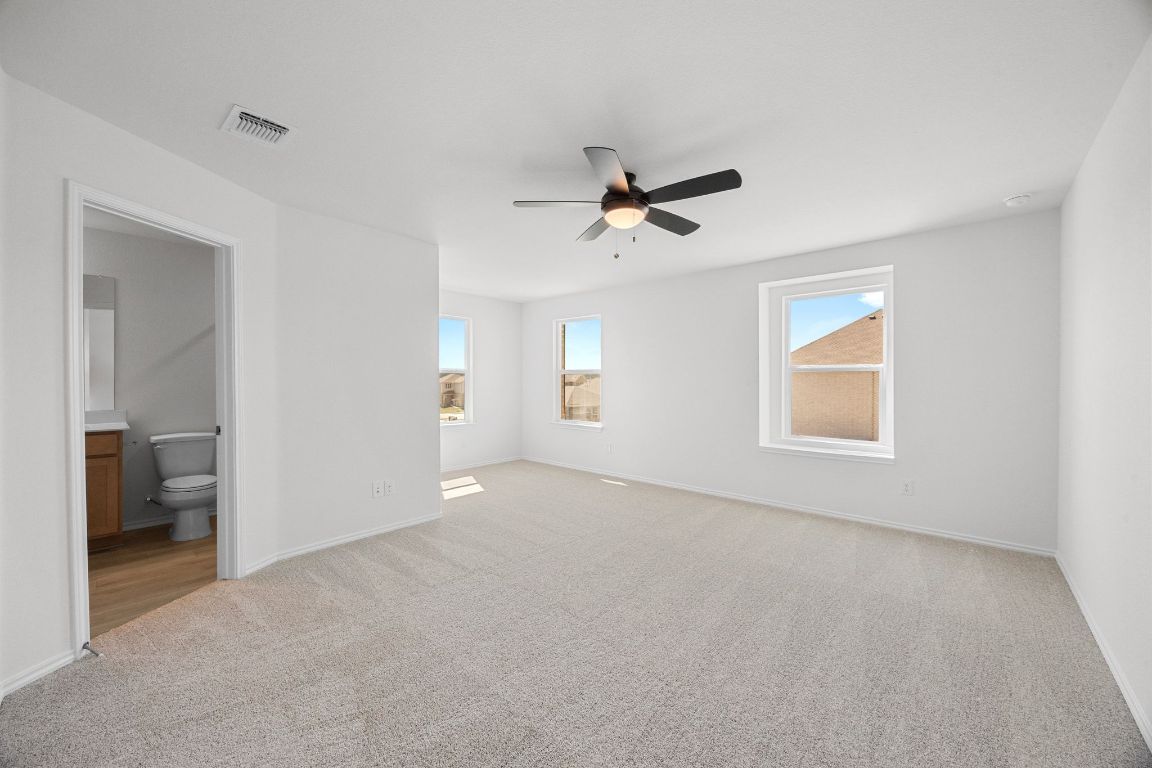 101 Coastal Way Georgetown, TX 78628 - Photo 23 of 32