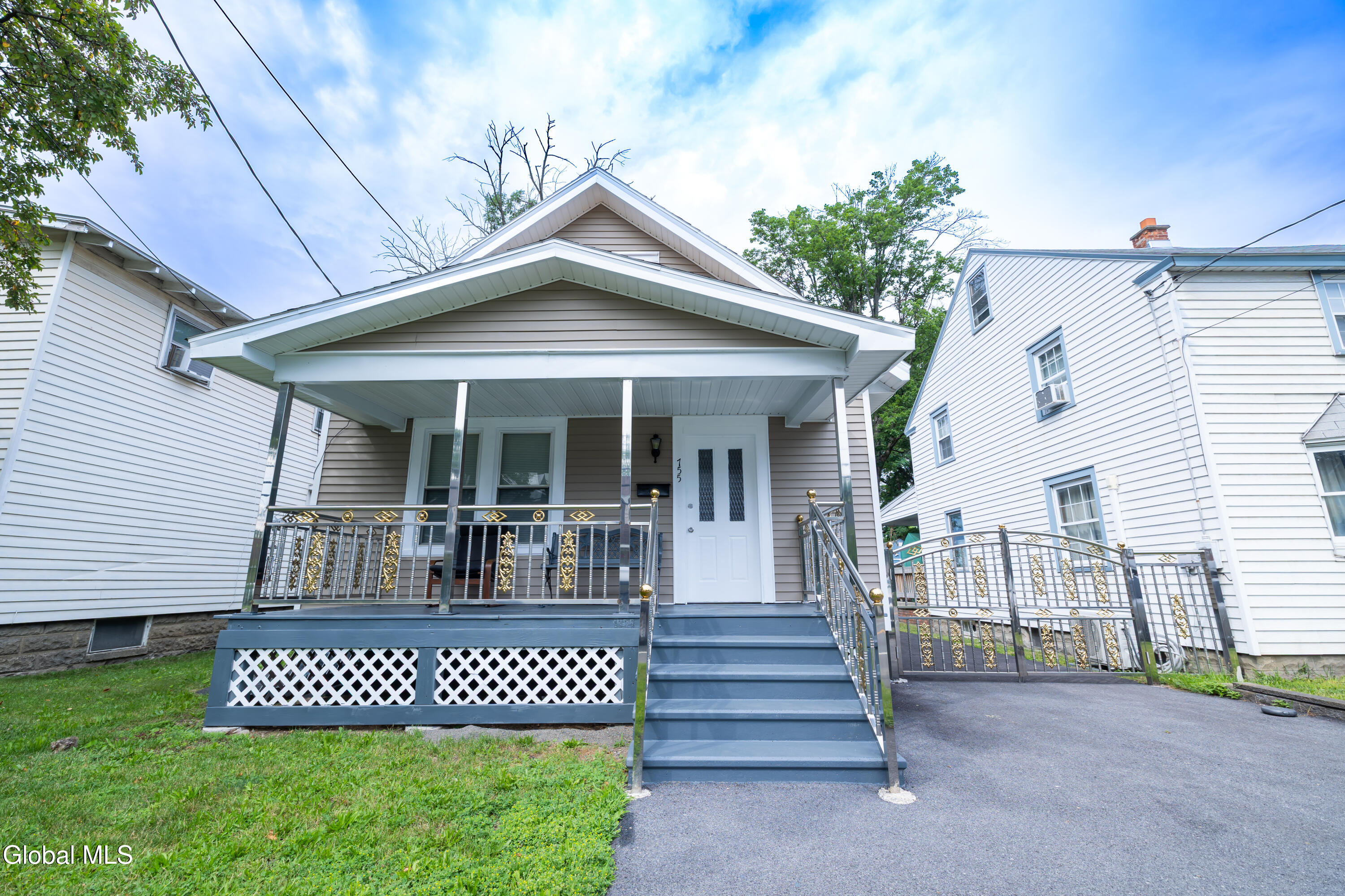755 Curry Road Rotterdam, NY 12306 - Photo 1 of 40 front