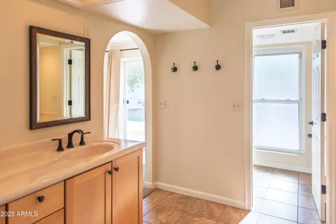 $990,000 | 7551 East Gold Dust Avenue, Scottsdale, AZ 85258