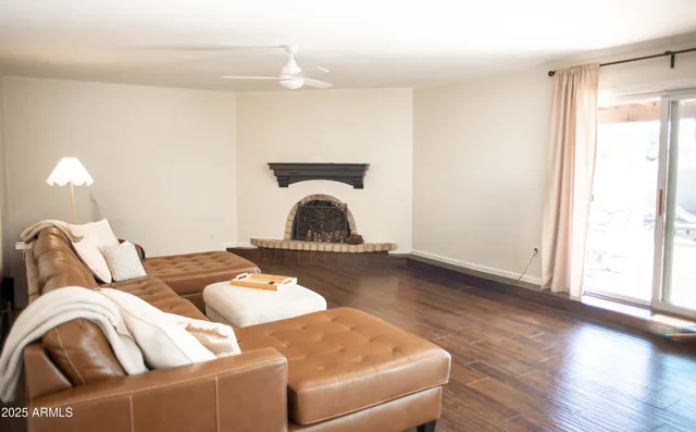 $990,000 | 7551 East Gold Dust Avenue, Scottsdale, AZ 85258