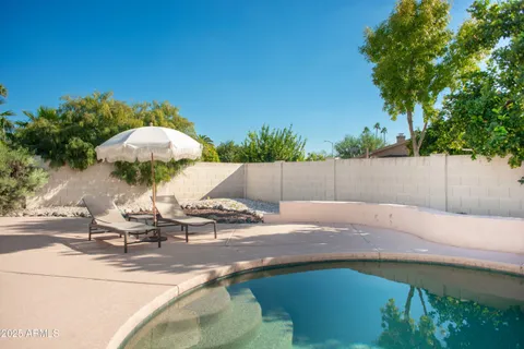 $990,000 | 7551 East Gold Dust Avenue, Scottsdale, AZ 85258