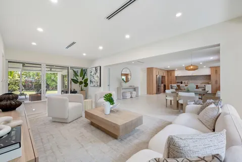 $1,399,000 | 8405 Southwest 144th Street, Palmetto Bay, FL 33158