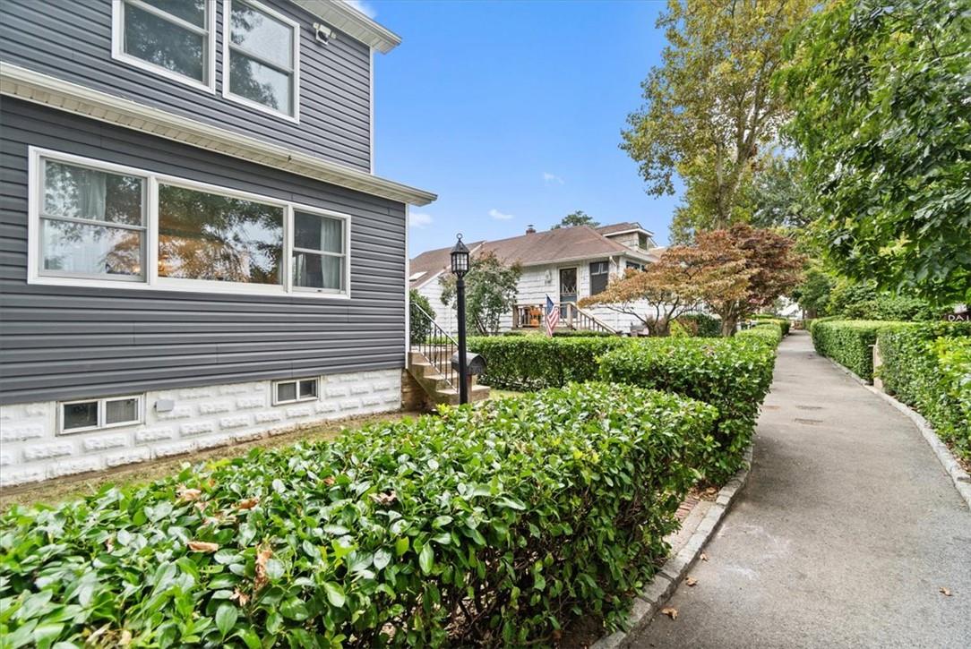 66 Indian Trail, Unit 66 Bronx, NY 10465 - Photo 28 of 31