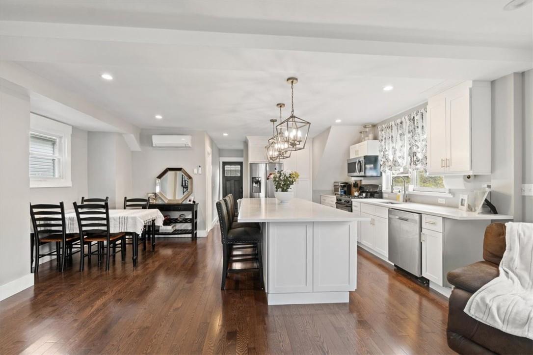 66 Indian Trail, Unit 66 Bronx, NY 10465 - Photo 6 of 31