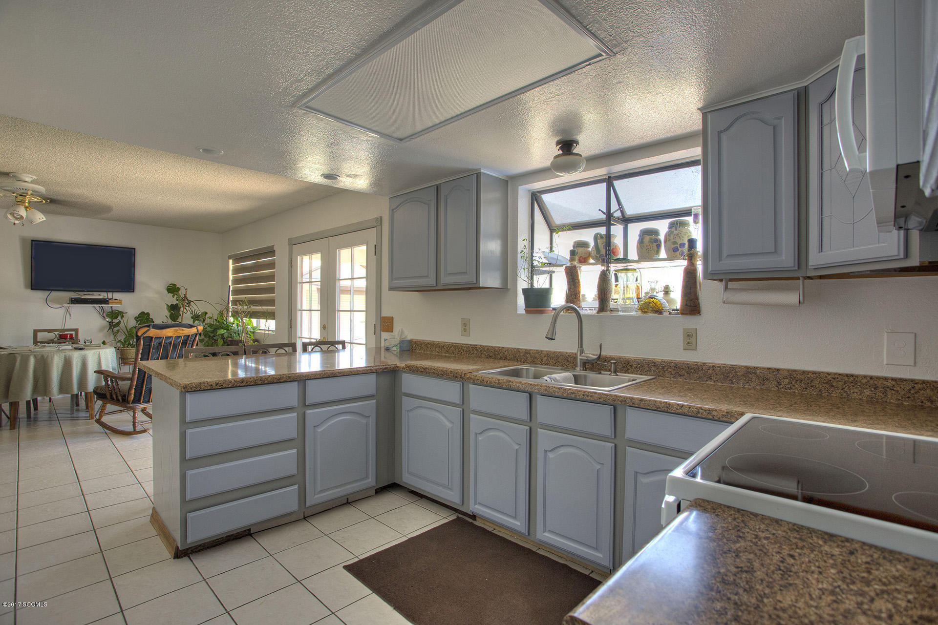 180 Via Orquidia Rio Rico, AZ 85648 - Photo 8 of 22