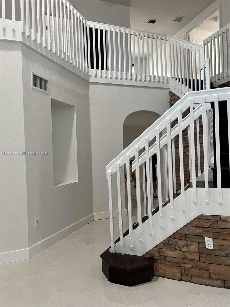 16475 Southwest 84th Lane, Unit 1 Miami, FL 33193 - Photo 11 of 25