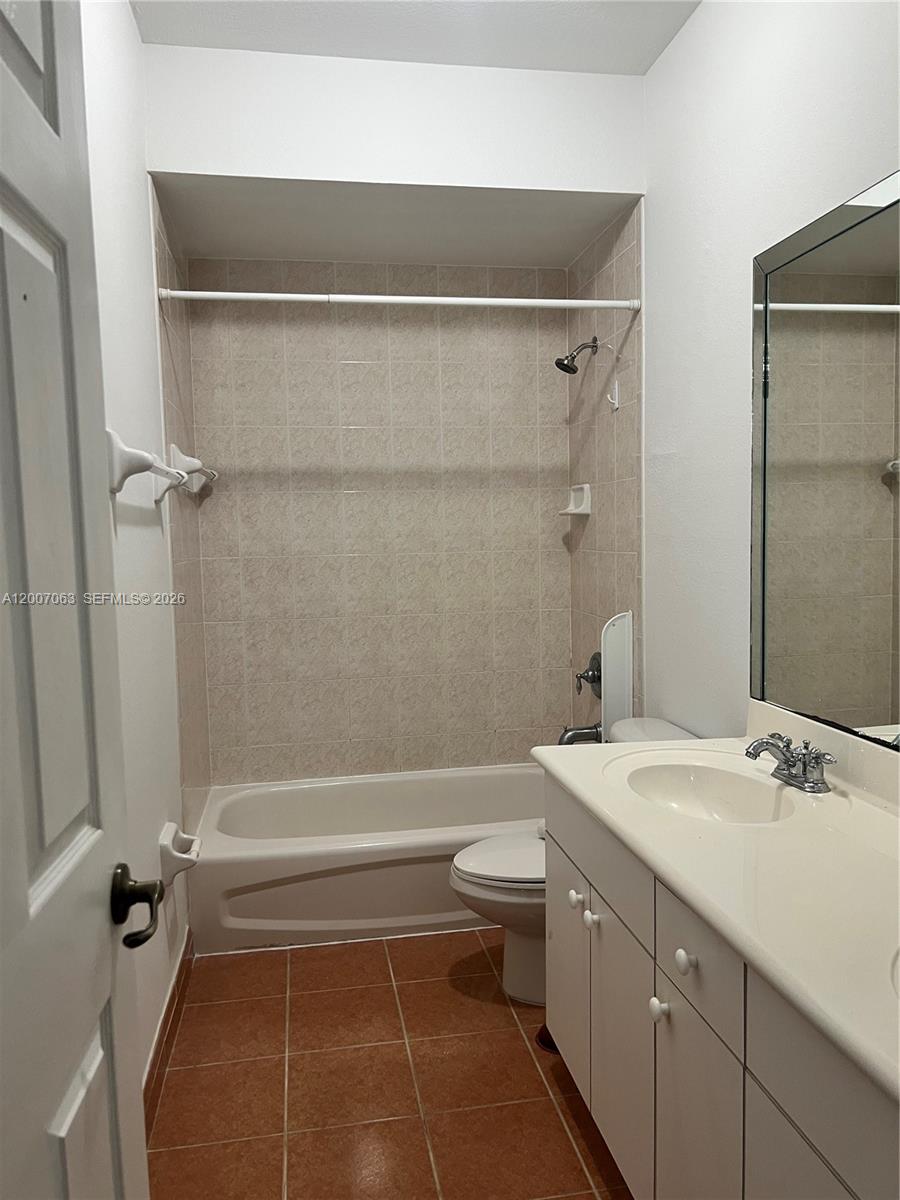 16475 Southwest 84th Lane, Unit 1 Miami, FL 33193 - Photo 21 of 25