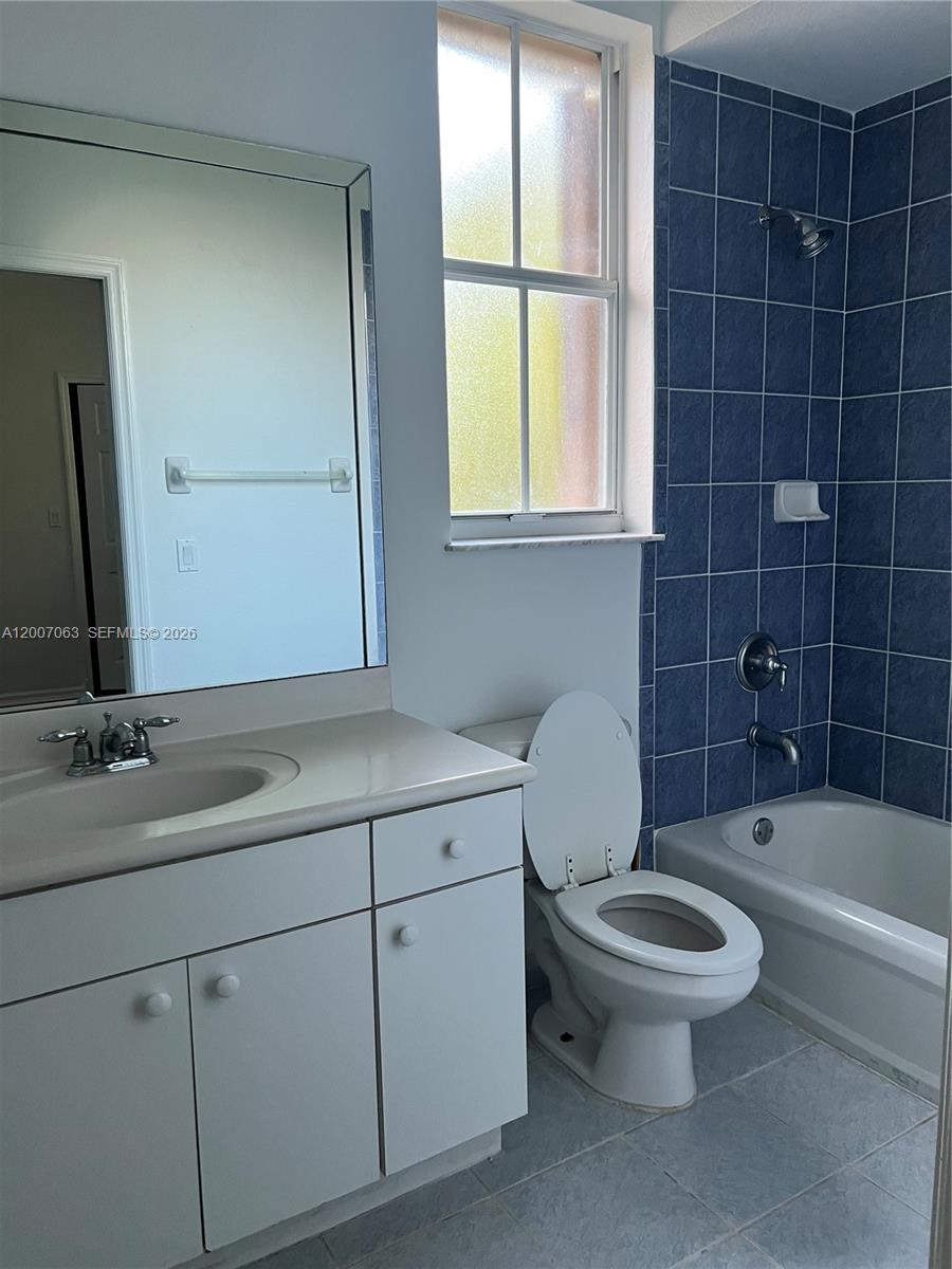 16475 Southwest 84th Lane, Unit 1 Miami, FL 33193 - Photo 22 of 25