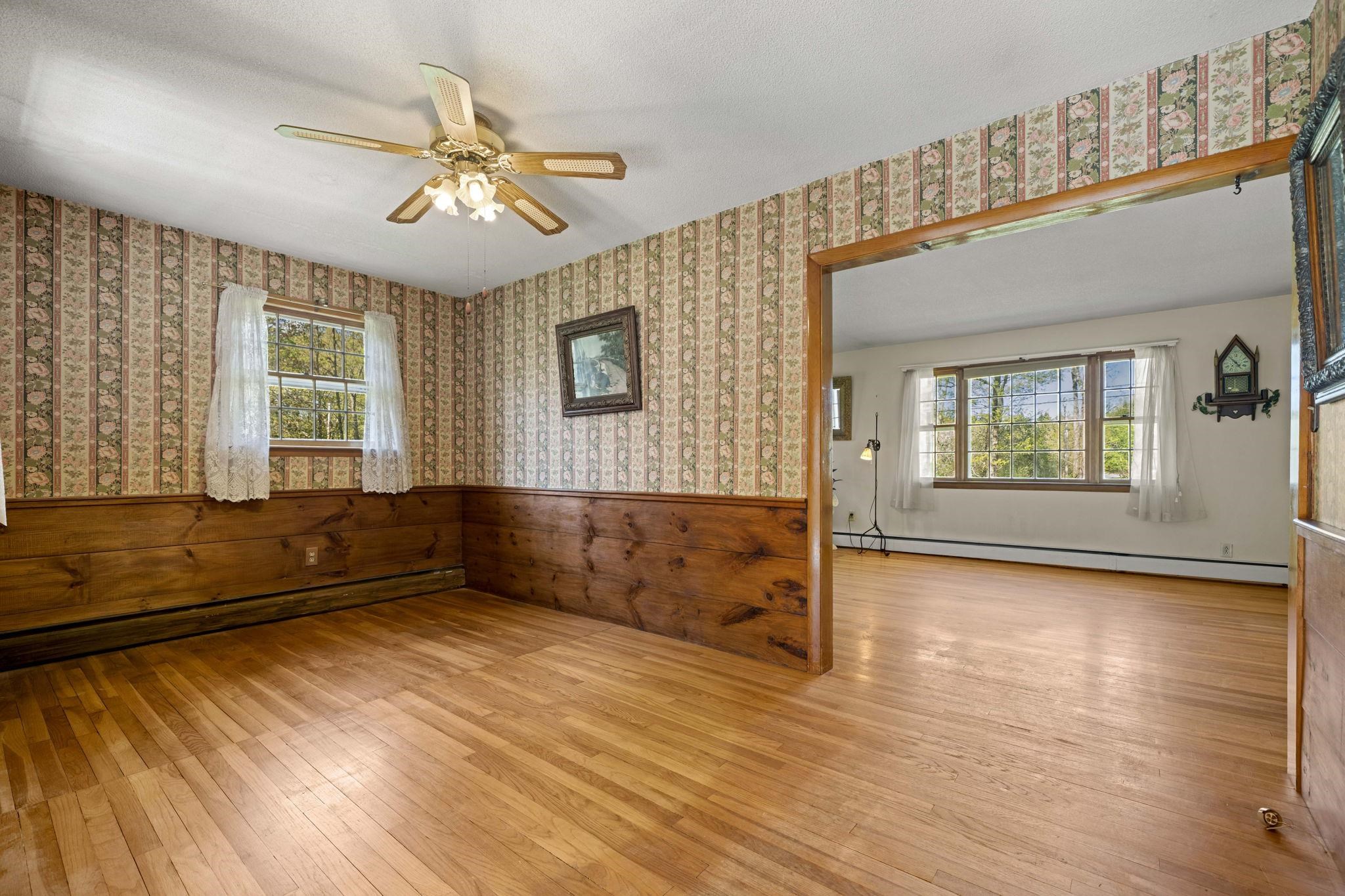 58 Willow Road East Kingston, NH 03827 - Photo 13 of 47