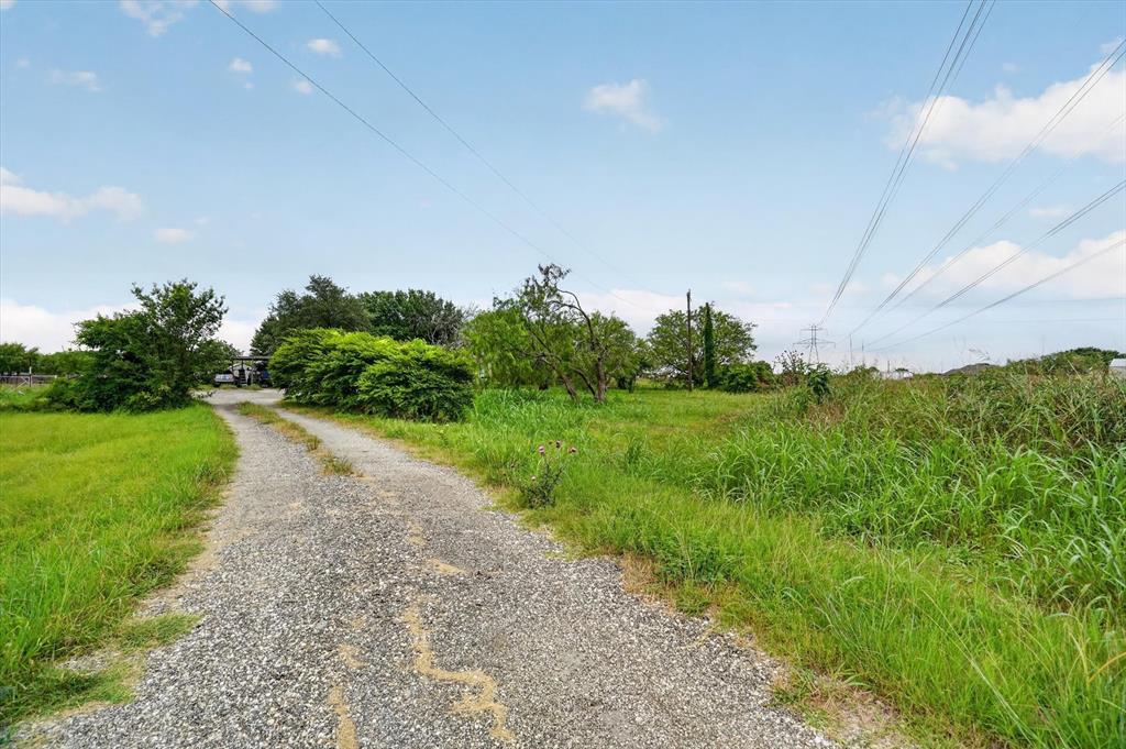 8890 Norrell Road Venus, TX 76084 - Photo 11 of 29