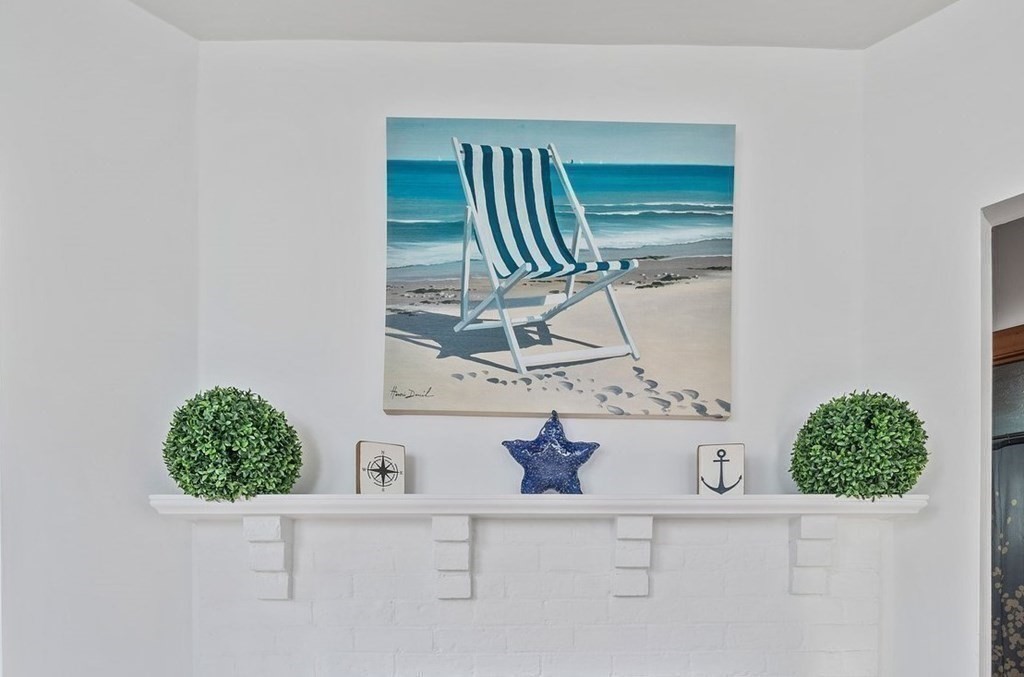 121 Edgewater Road Hull, MA 02045 - Photo 8 of 42