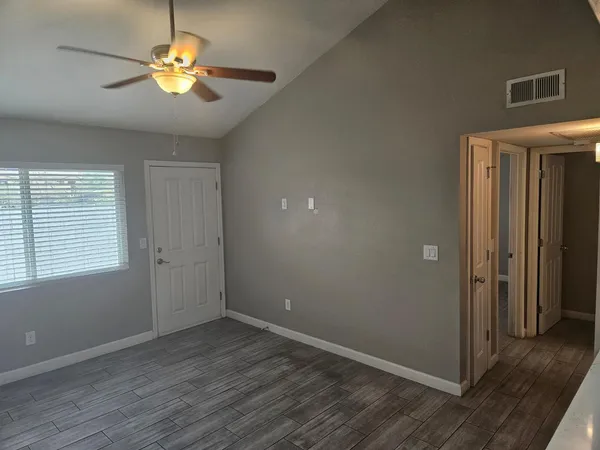 $1,449 | 935 East Roma Avenue, Unit 3A, Phoenix, AZ 85014