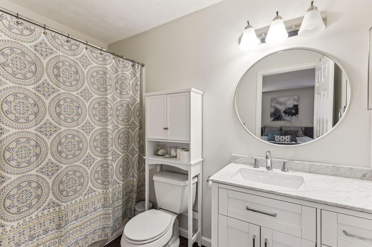 10555 Montgomery Road, Unit 61 Montgomery, OH 45242 - Photo 25 of 33