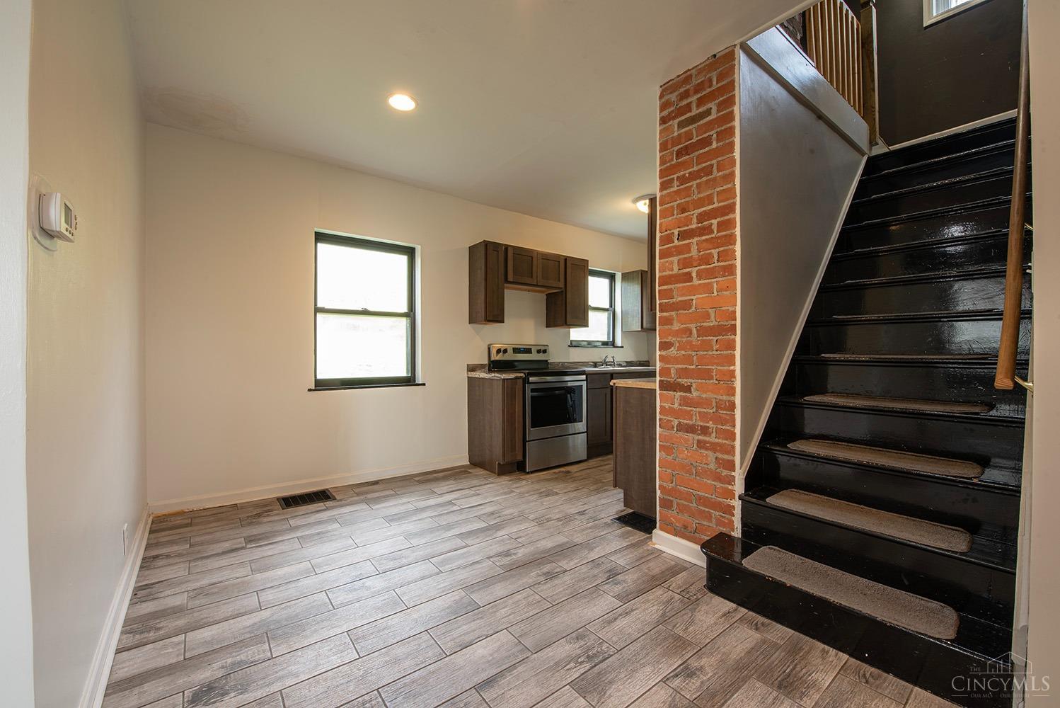 3643 Old Red Bank Road Cincinnati, OH 45208 - Photo 5 of 16