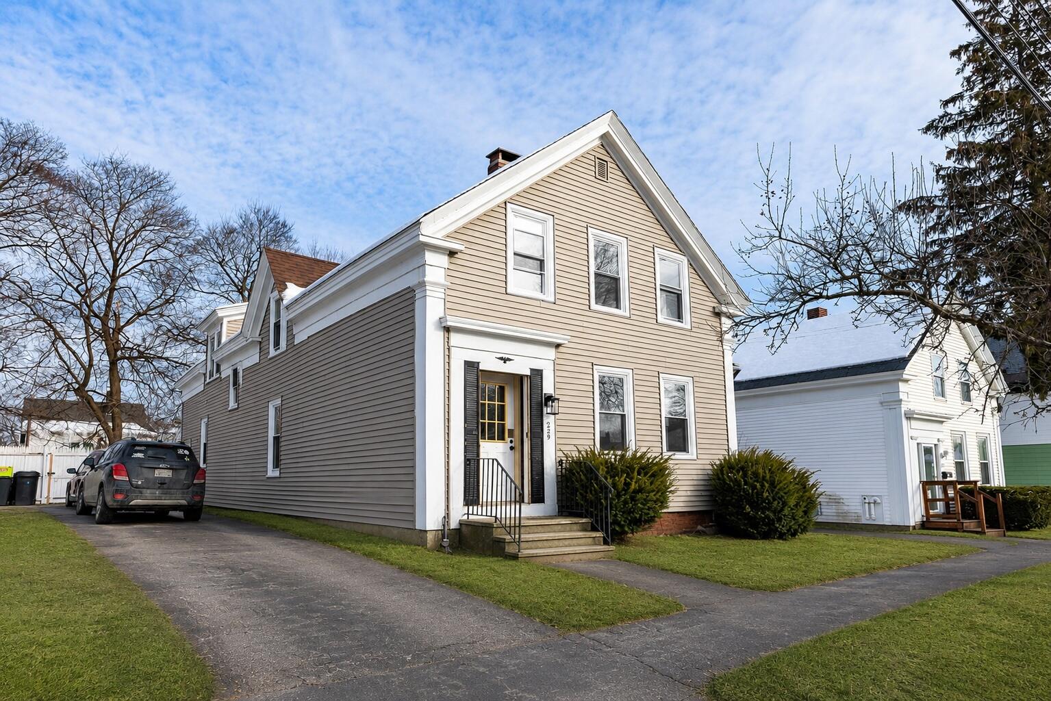 229 Center Street Bangor, ME 04401 - Photo 2 of 35 center st 2