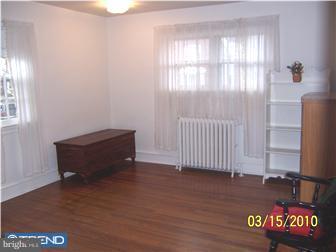 117 Crestview Road Upper Darby, PA 19082 - Photo 7 of 12 Bedroom - Main
