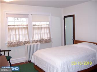 117 Crestview Road Upper Darby, PA 19082 - Photo 8 of 12 Bedroom 2
