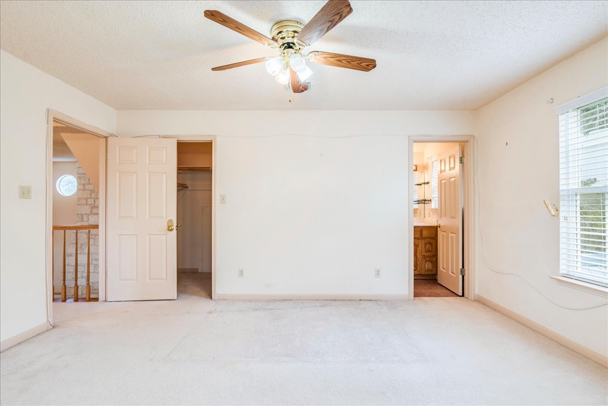 19106 Eyerley Road Manor, TX 78653 - Photo 23 of 40 Third bedroom on second floor with ensuite bathroom