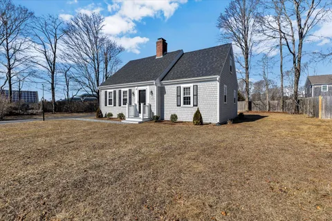 $649,999 | 2 Squibnocket Drive, East Falmouth, MA 02536