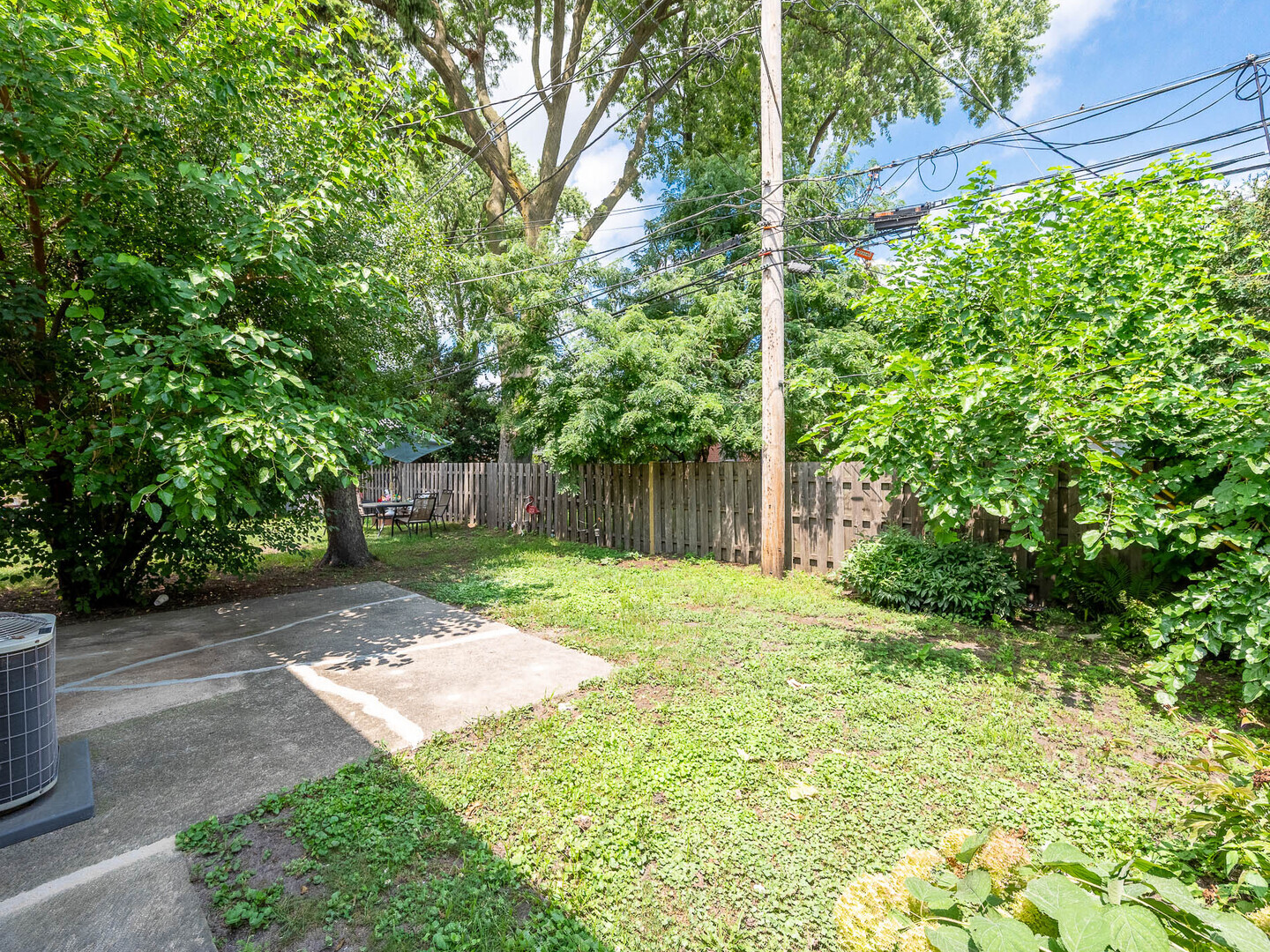 2304 Oakton Street Park Ridge, IL 60068 - Photo 13 of 14 a backyard of a house with lots of green space