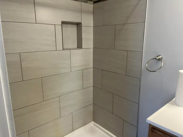 $1,300 | 12444 Oak Rdg Road, Plainwell, MI 49080