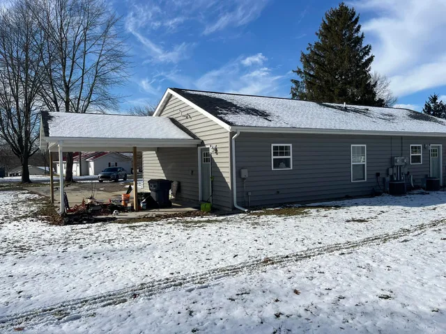 $1,300 | 12444 Oak Rdg Road, Plainwell, MI 49080