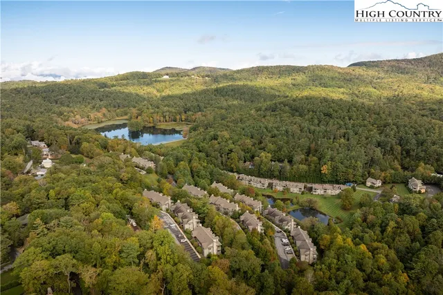 $995,000 | 491 Waterside Drive, Unit ADIRONDACK 6, Blowing Rock, NC 28605