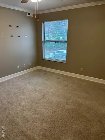 $2,300 | 698 Trailcrest Court, Unit 5, Kirkwood, MO 63122